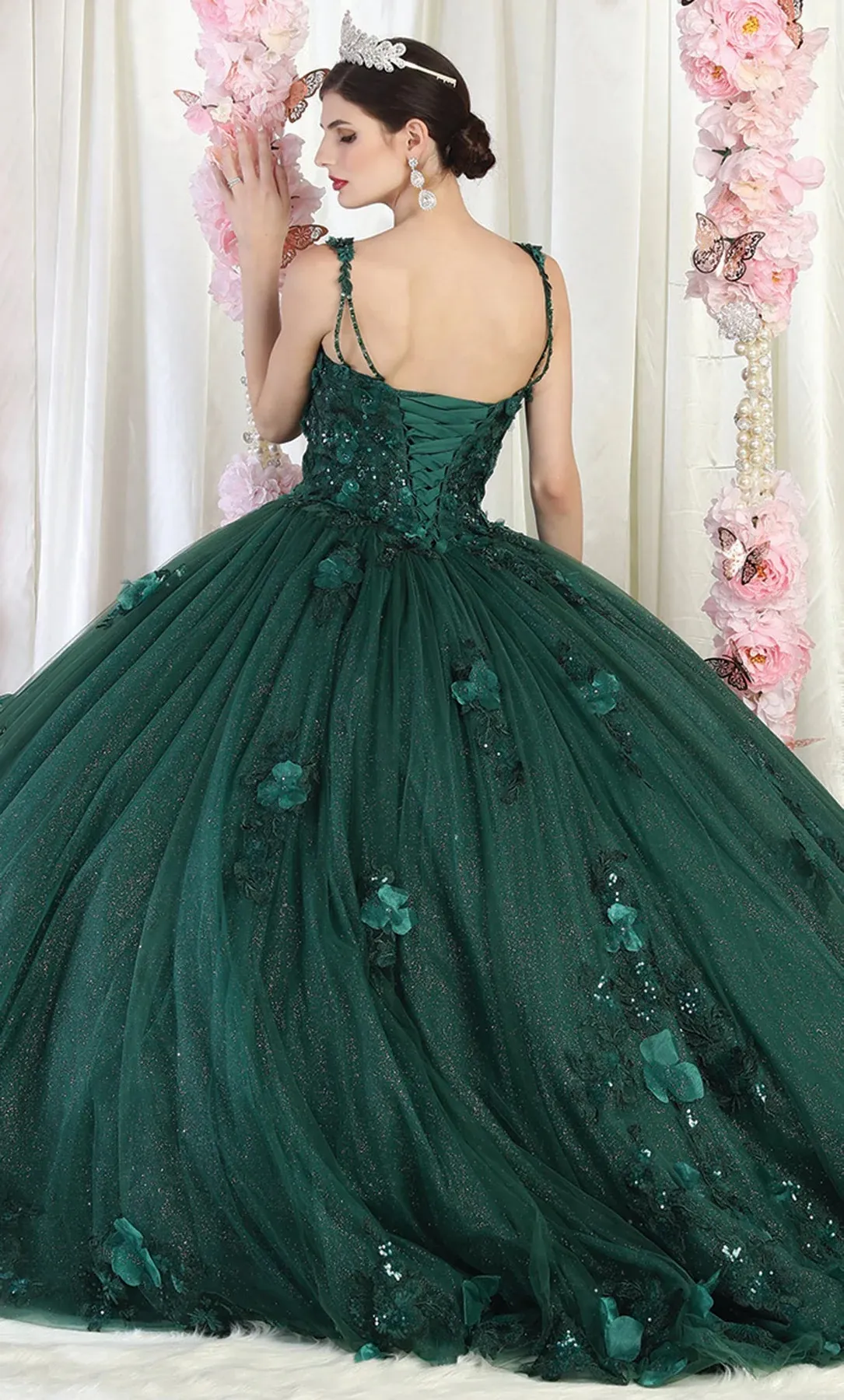 Vestido de 15 años de tiras decorado con apliques y flores en 3D en tela de Tull, falda corte princesa