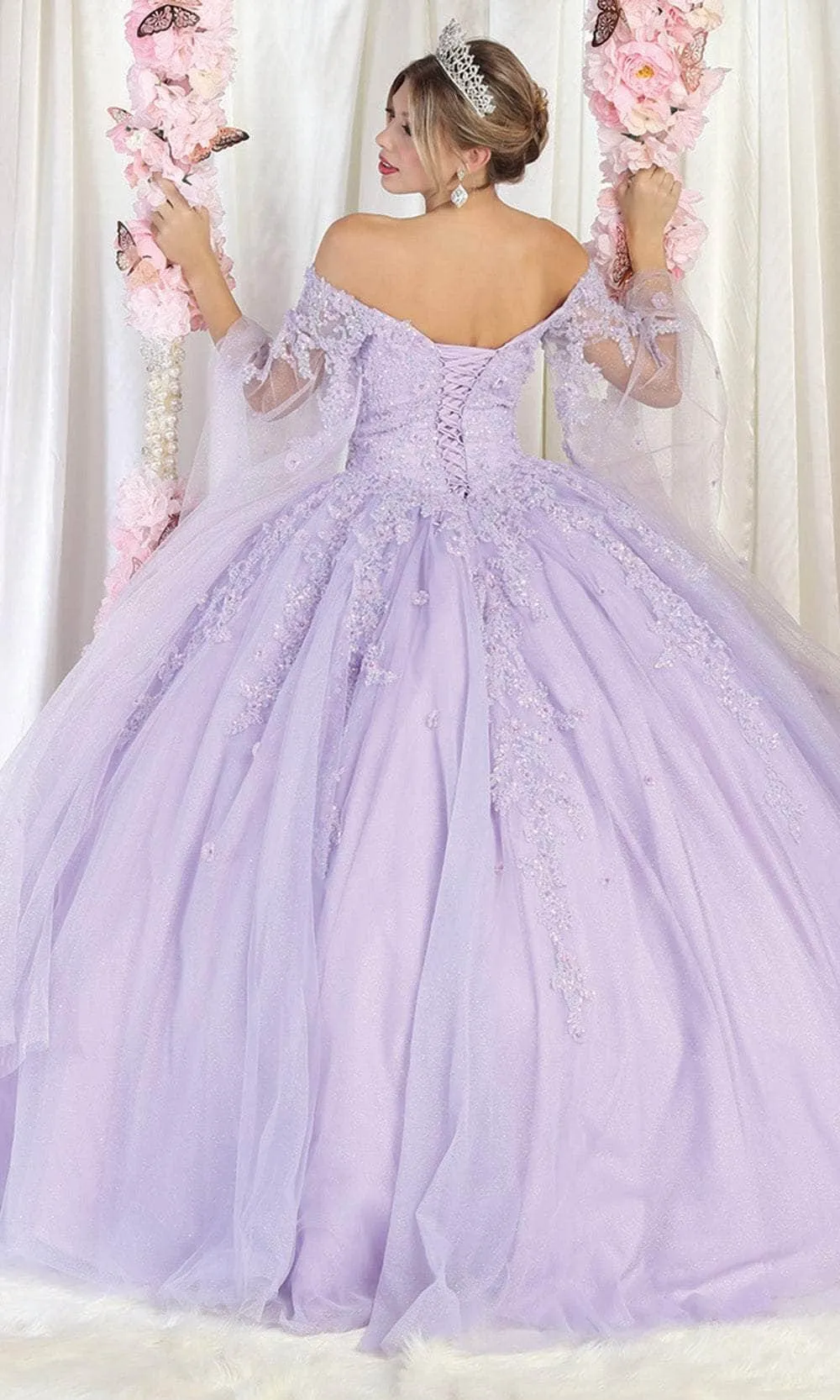 Vestido de 15 años Off Shoulder con mangas de Tull desmontables, decorado con apliques de Glitter y falda corte princesa