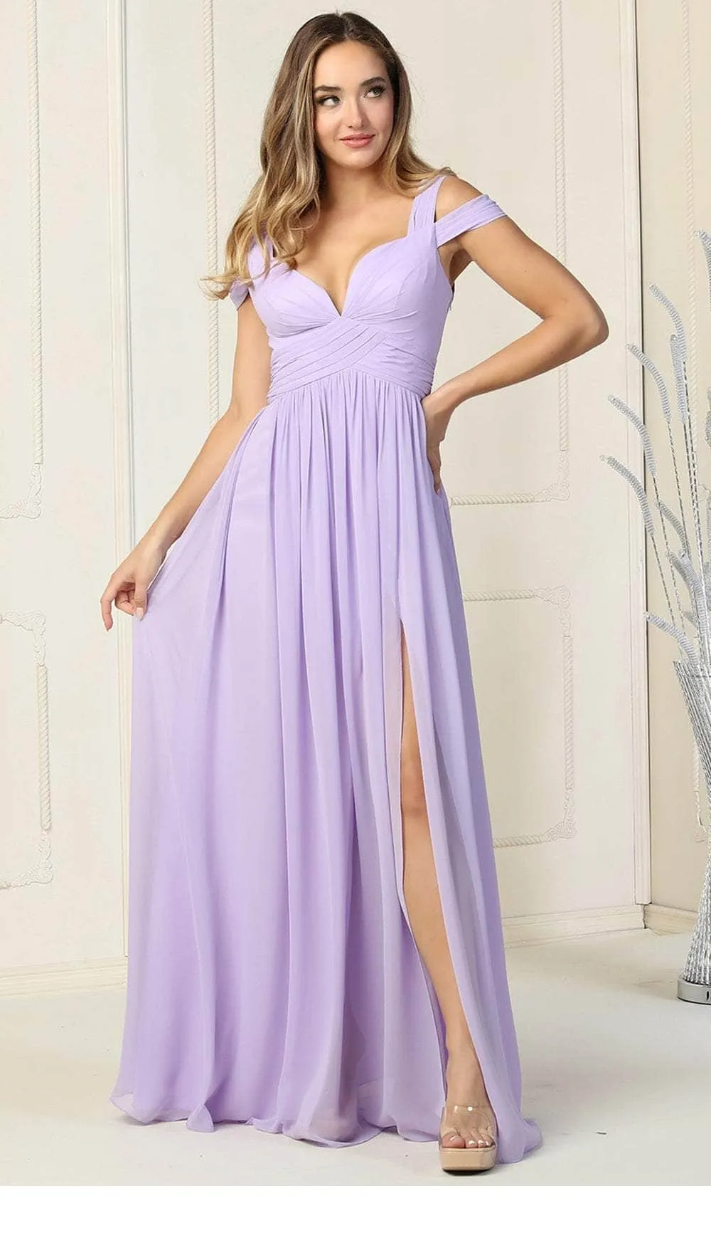 Vestido de Gala Off Shoulder, escote en V y falda corte A con abertura lateral