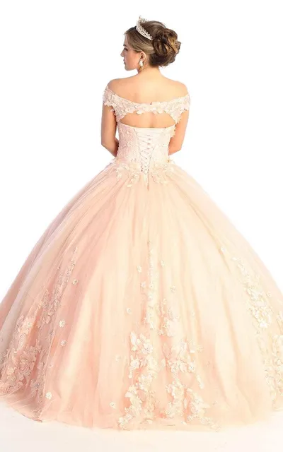 Vestido de 15 años Off Shoulder estilo corset decorado con flores en 3D