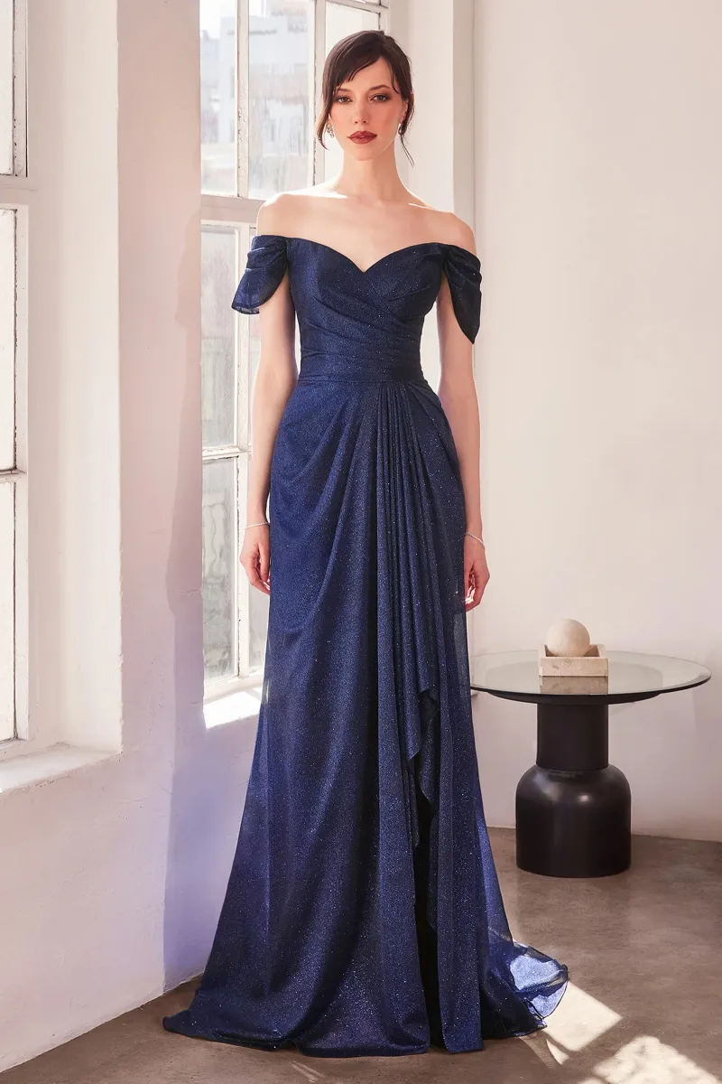 Vestido de Gala Off Shoulder en tela de Glitter y falda con drapeadp