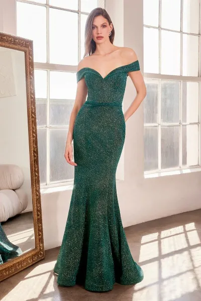 Vestido de Gala Off Shoulder en tela de Glitter y falda corte Sirena