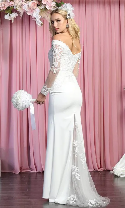 Vestido de Novia Off Shoulder ajustado manga larga con transparencia y decorado con apliques en top