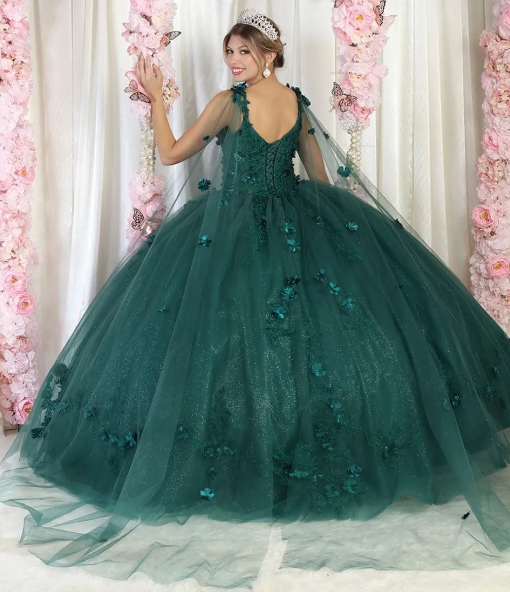 Vestido de 15 años de tiras decorado con apliques y flores en 3D en tela de glitter falda corte princesa