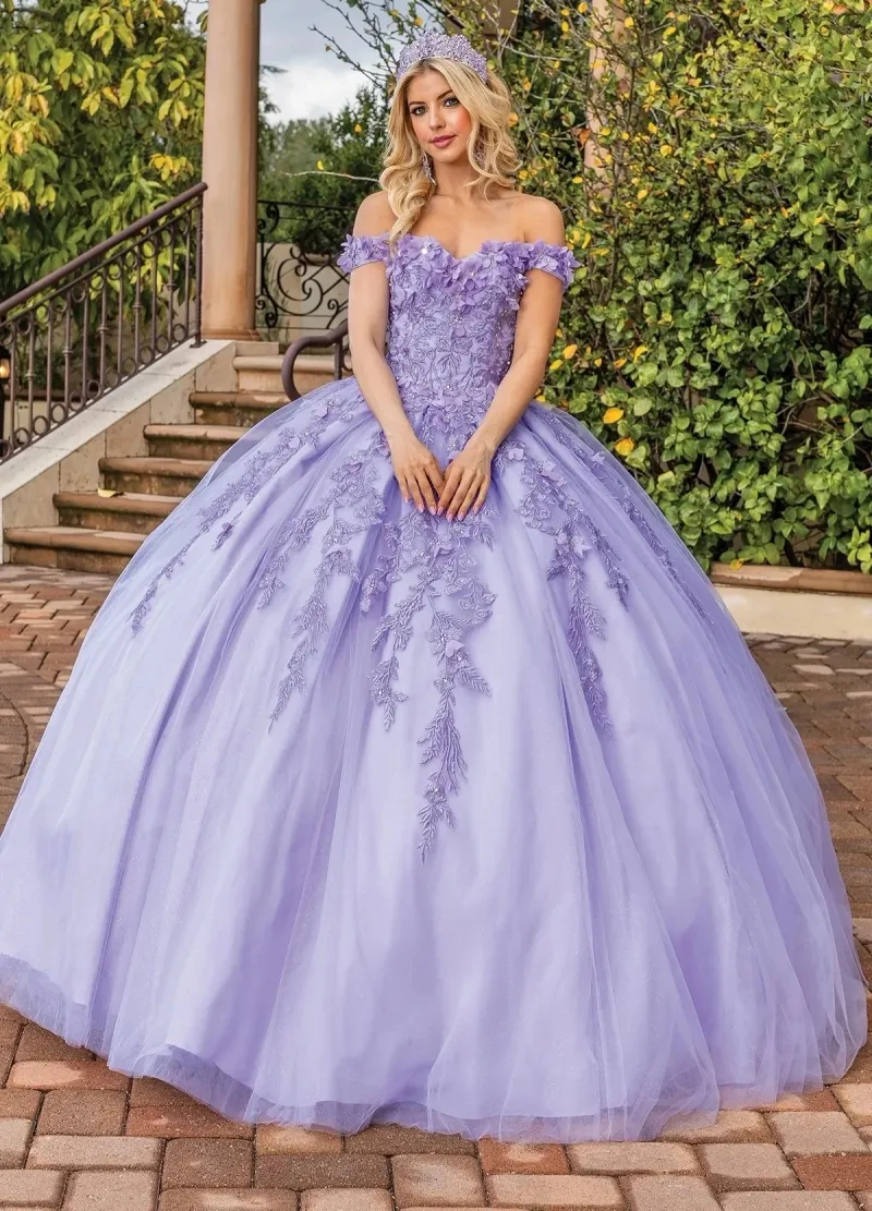 Vestido de 15 años Off Shoulder decorado con flores en 3D y falda corte Princesa