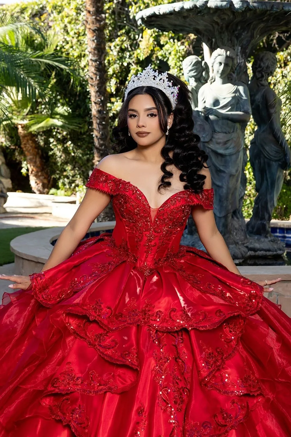 Vestido de 15 años Imperium Off Shoulder falda corte Princesa con cola y lazo