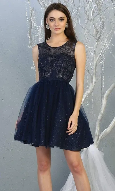 Vestido corto tipo cocktail color Navy en tela con decoraciones de glitter y apliques en top