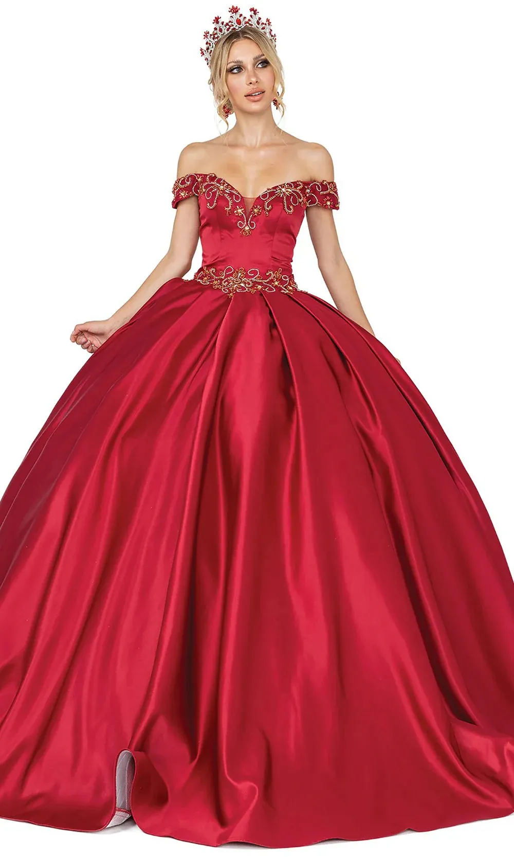 Vestido de 15 años Off Shoulder color Burgundy decorado con apliques dorados y falda corte princesa