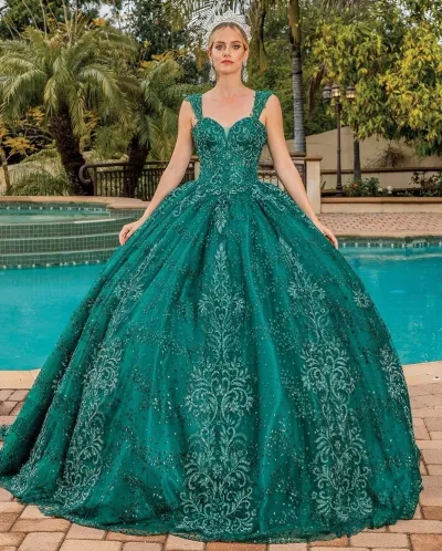 Vestido de 15 años Off Shoulder decorado con apliques de Glitter y falda corte Princesa