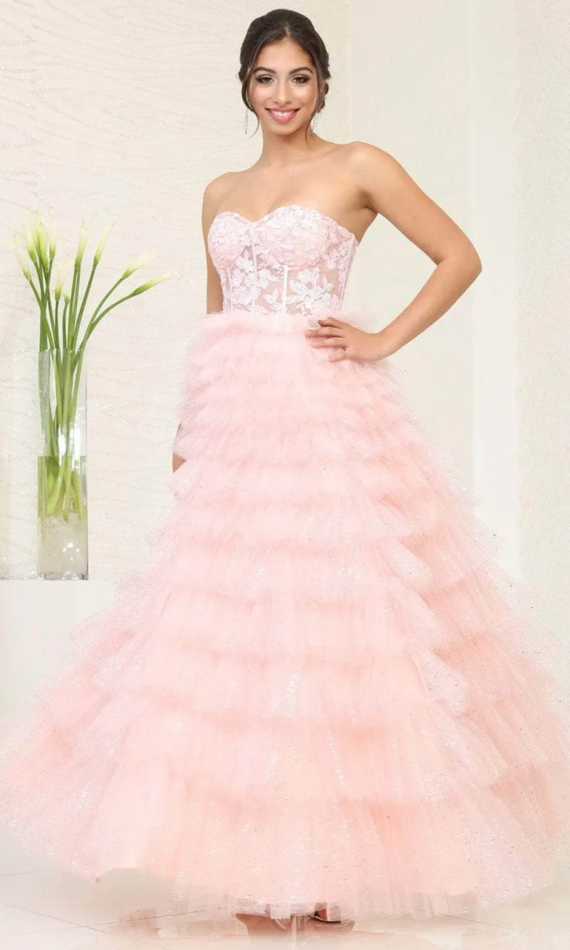 Vestido de gala strapless color rosado semitransparente en top decorado con apliques