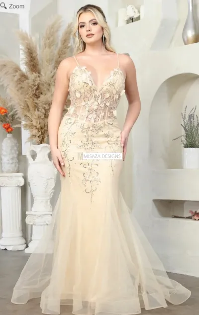 Vestido de Gala de tiras corte sirena decorado con pedreria y flores