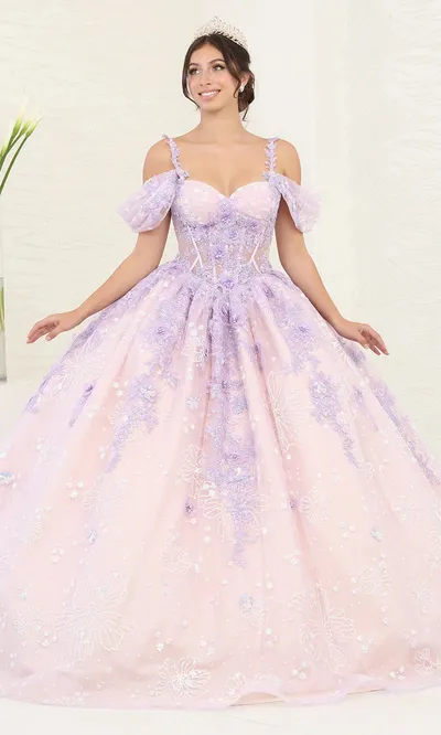 Vestido de 15 años Off Shoulder color Rosado estilo corset con transparencia decorado con apliques de flores color Lila y falda corte princesa