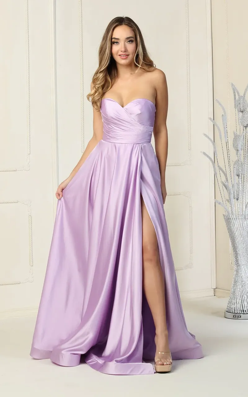 Vestido de 15 años color Lila Strapless drapeado en top y corte lateral