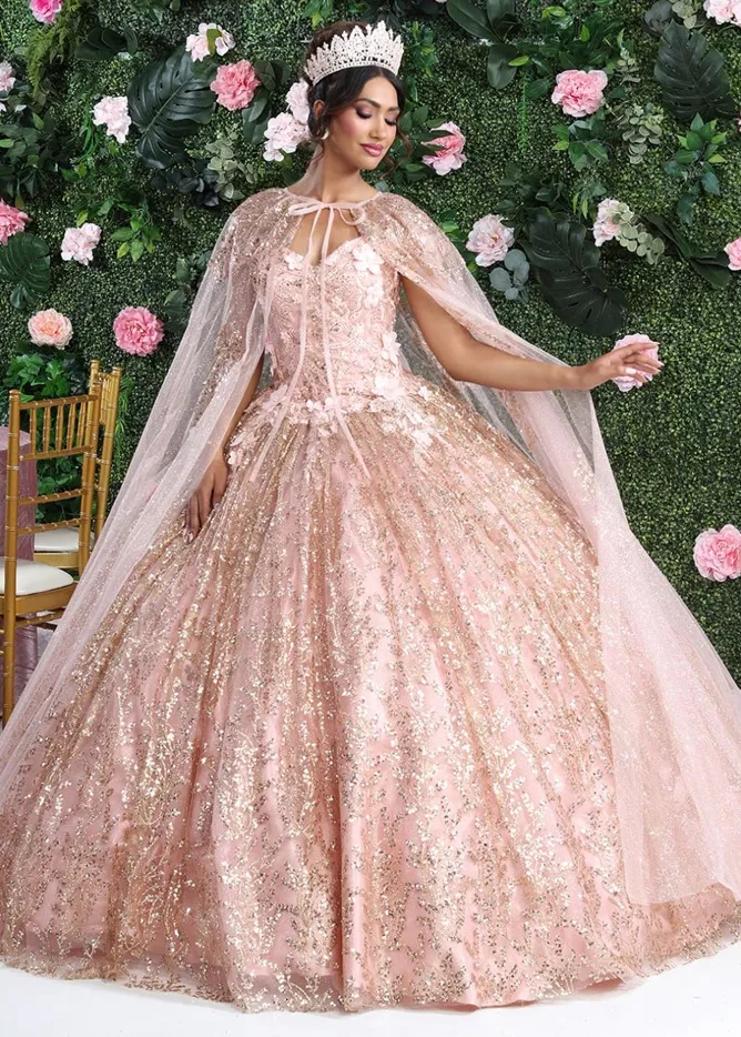 Vestido de 15 años Off Shoulder color Rosegold falda corte princesa decorado con Glitter y flores en 3D