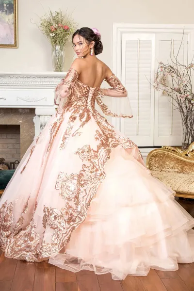 Vestido de 15 años Imperium Strapless con mangas tipo guantes decorado con apliques
