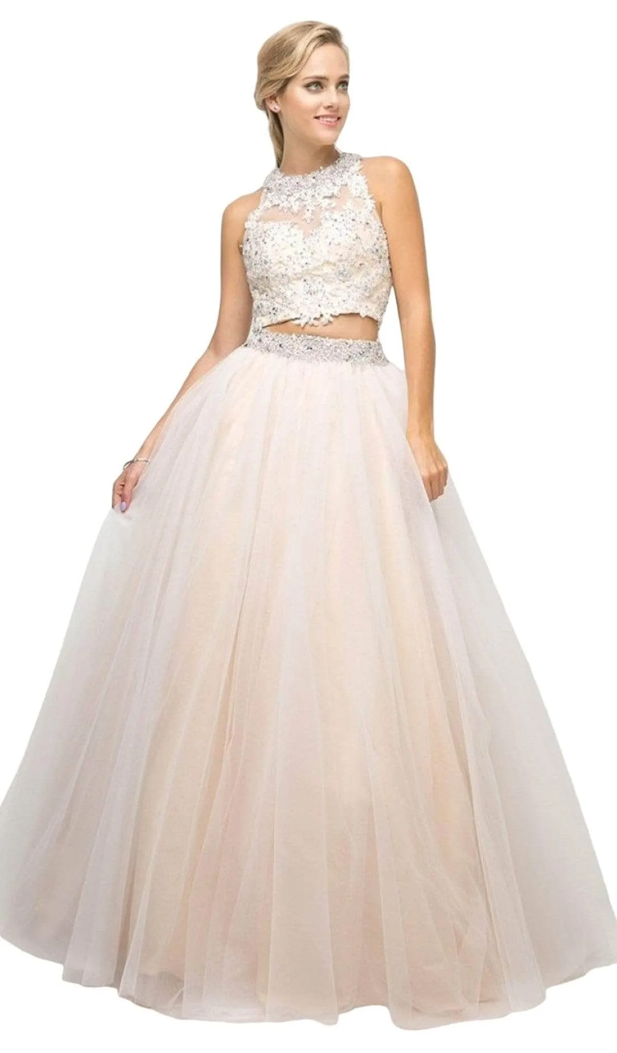Vestido de 15 años de dos piezas decorado con piedras en tornasol y apliques de flores en Top