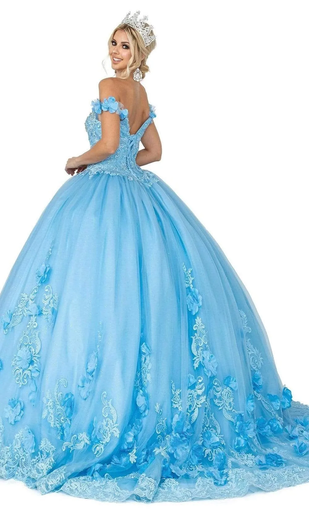 Vestido de 15 años decorado con pedreria en Top, falda corte Princesa decorada con apliques de Flores y Glitter