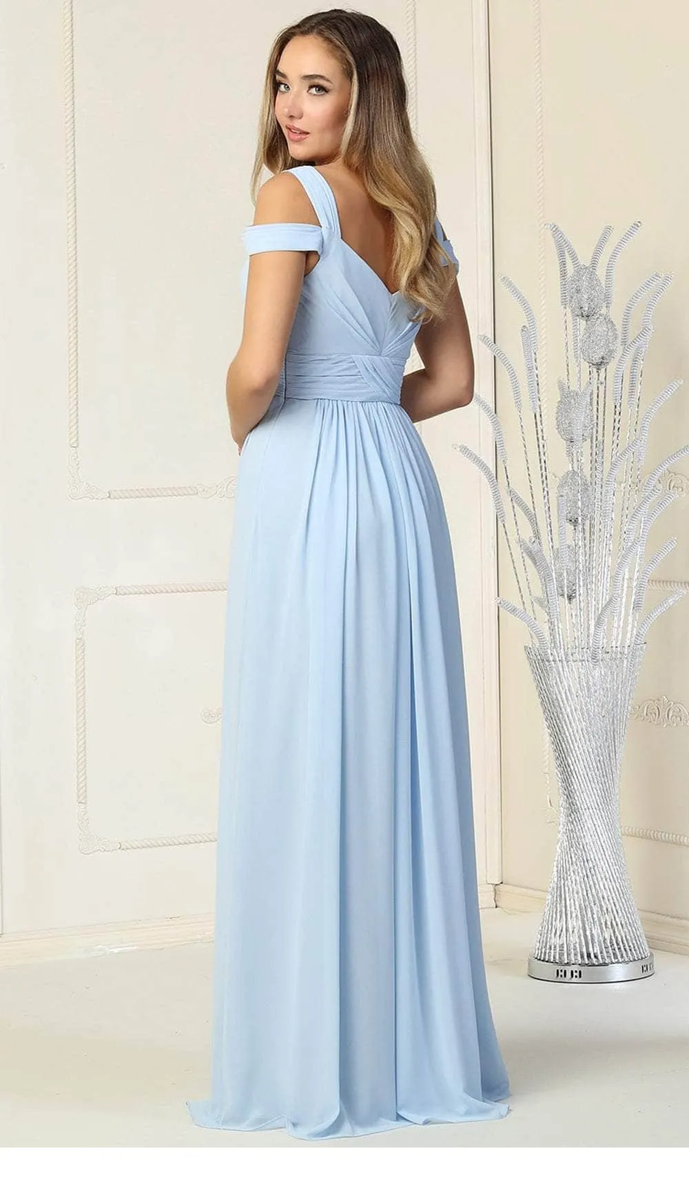 Vestido de Gala Off Shoulder, escote en V y falda corte A con abertura lateral