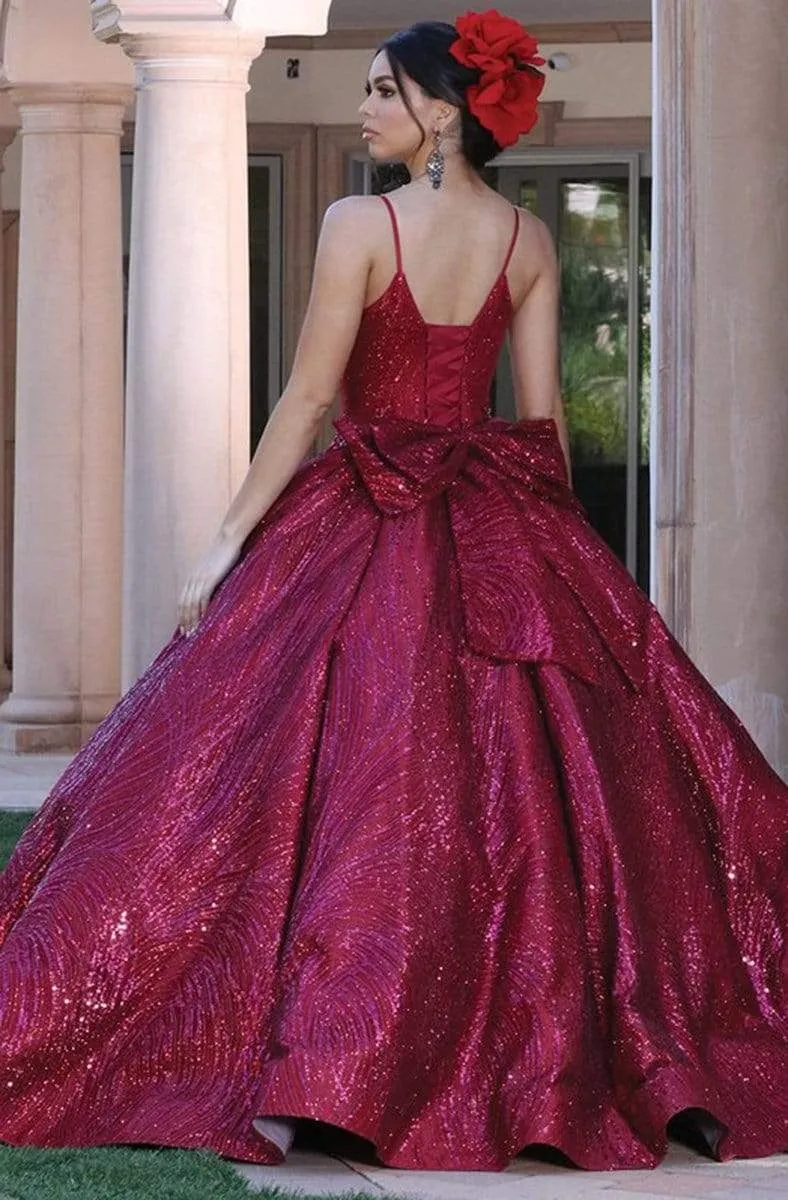 Vestido de 15 años de tiras en tela de Glitter y falda corte Princesa con lazo