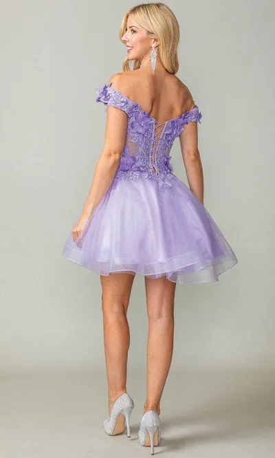 Vestido de 15 años corto Off Shoulder decorado con apliques de flores en 3D y falda corte A de Tul