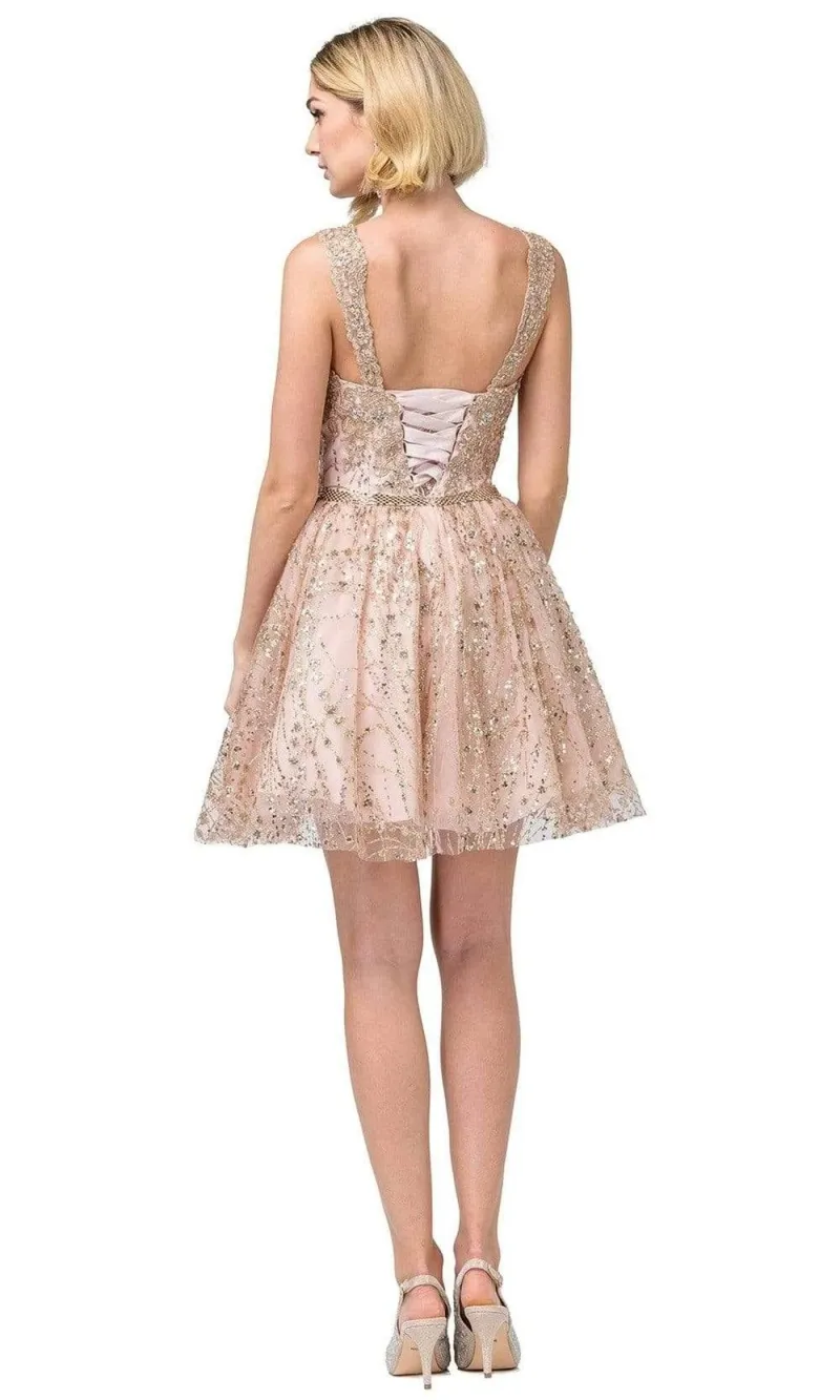 Vestido corto de Quinceañera de tiras decorado con apliques de Glitter en top