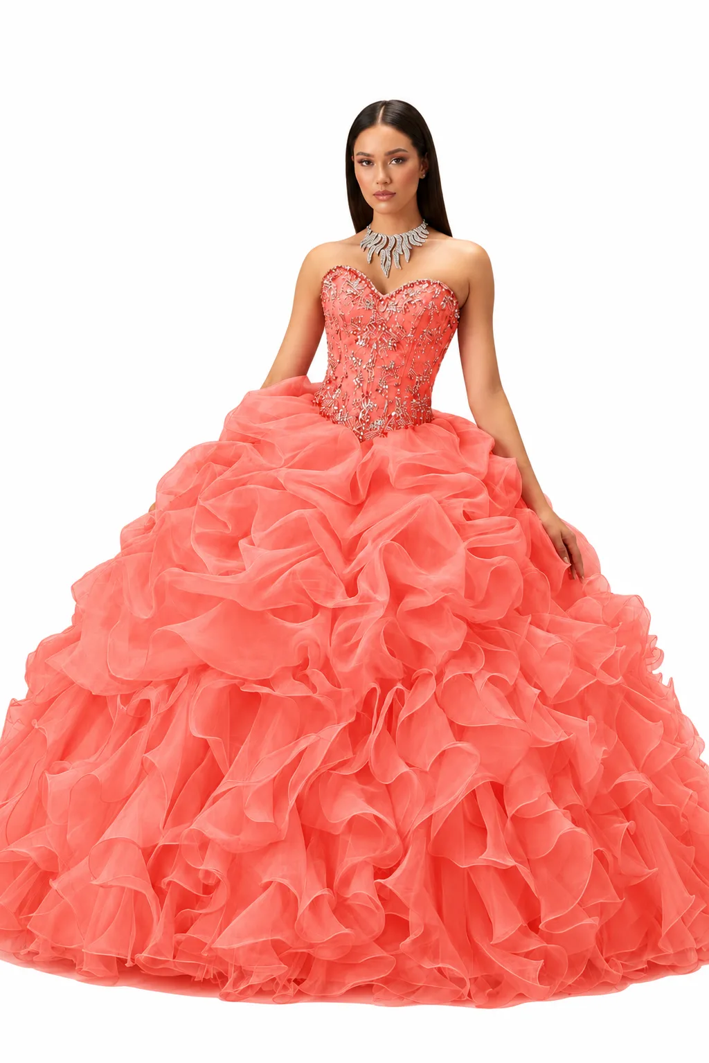 Quinceañera coral con volantes y cristales