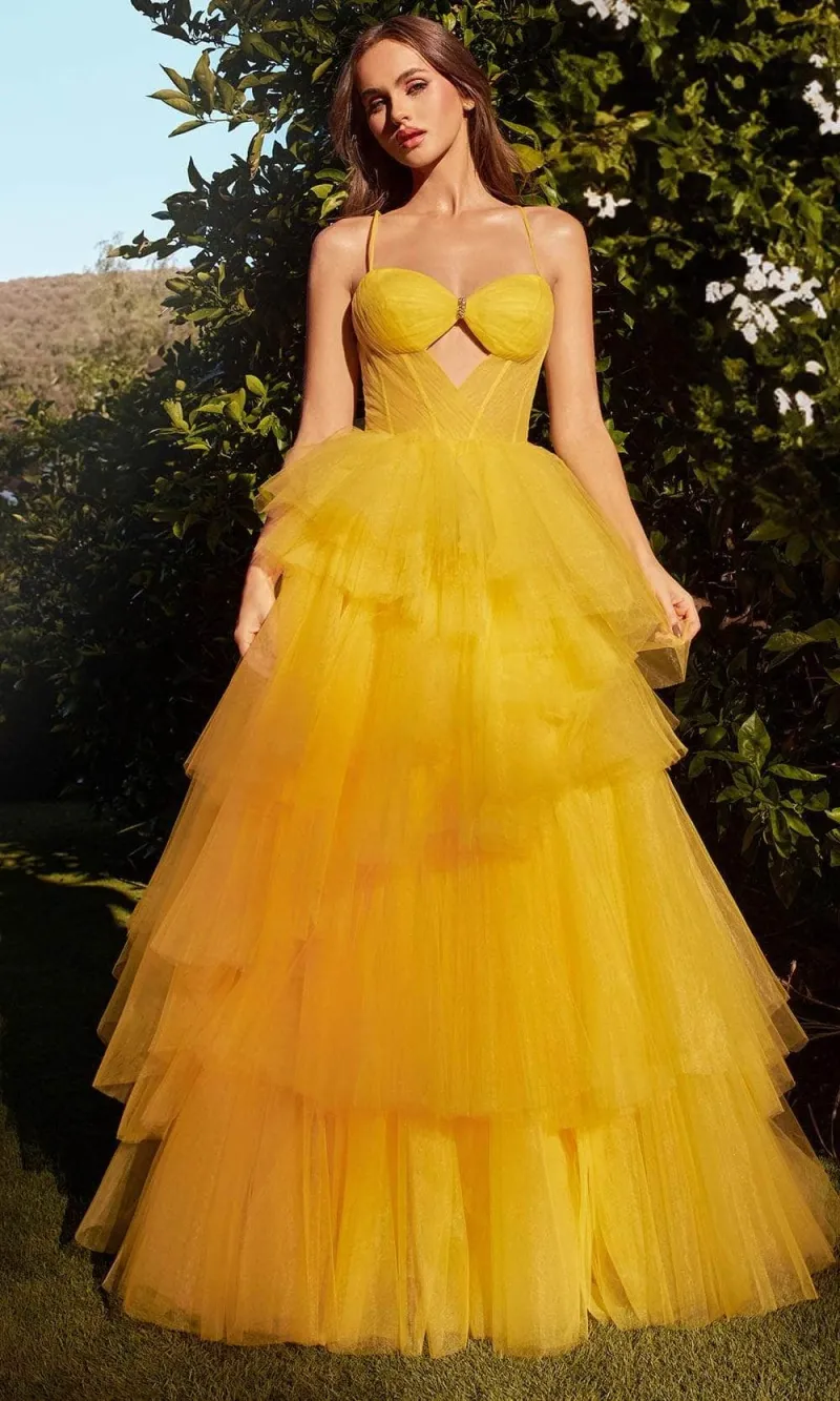 Vestido de Gala de tiras escote corazón y falda corte A de flecos