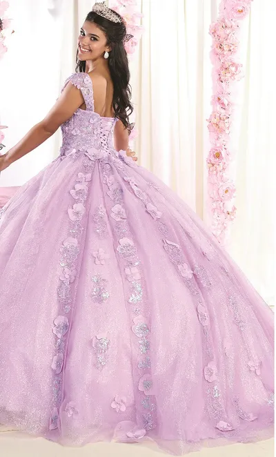 Vestido de 15 años de tiras decorado con apliques y flores en 3D en tela de glitter falda corte princesa