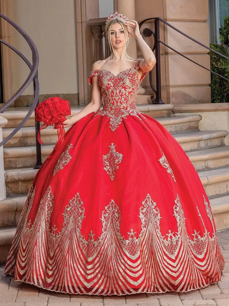 Vestido de 15 años Off Shoulder con decoraciones de Glitter y apliques Dorados en Top
