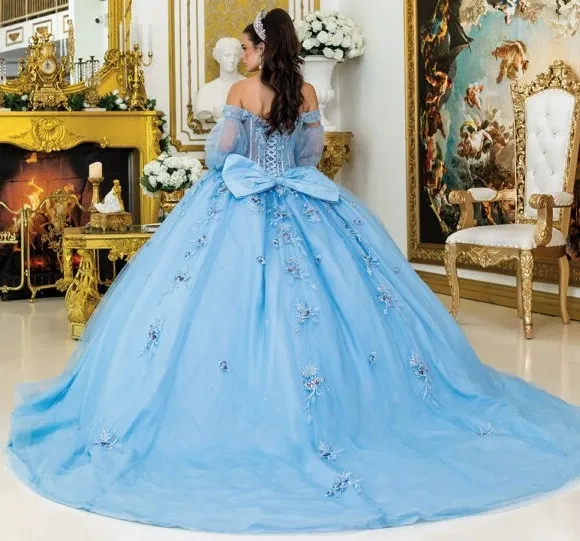 Vestido de 15 años Off Shoulder estilo corset de la linea Imperium