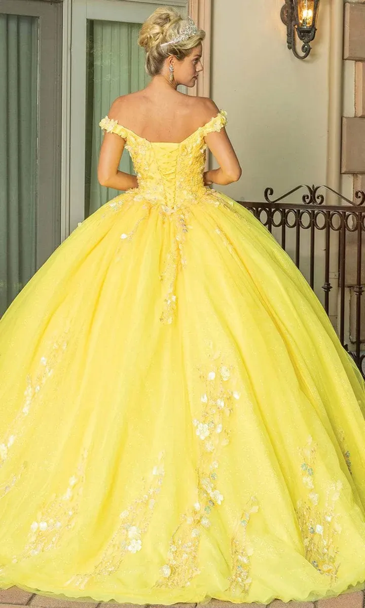 Vestido de 15 años Off Shoulder decorado con apliques de flores y falda corte Princesa