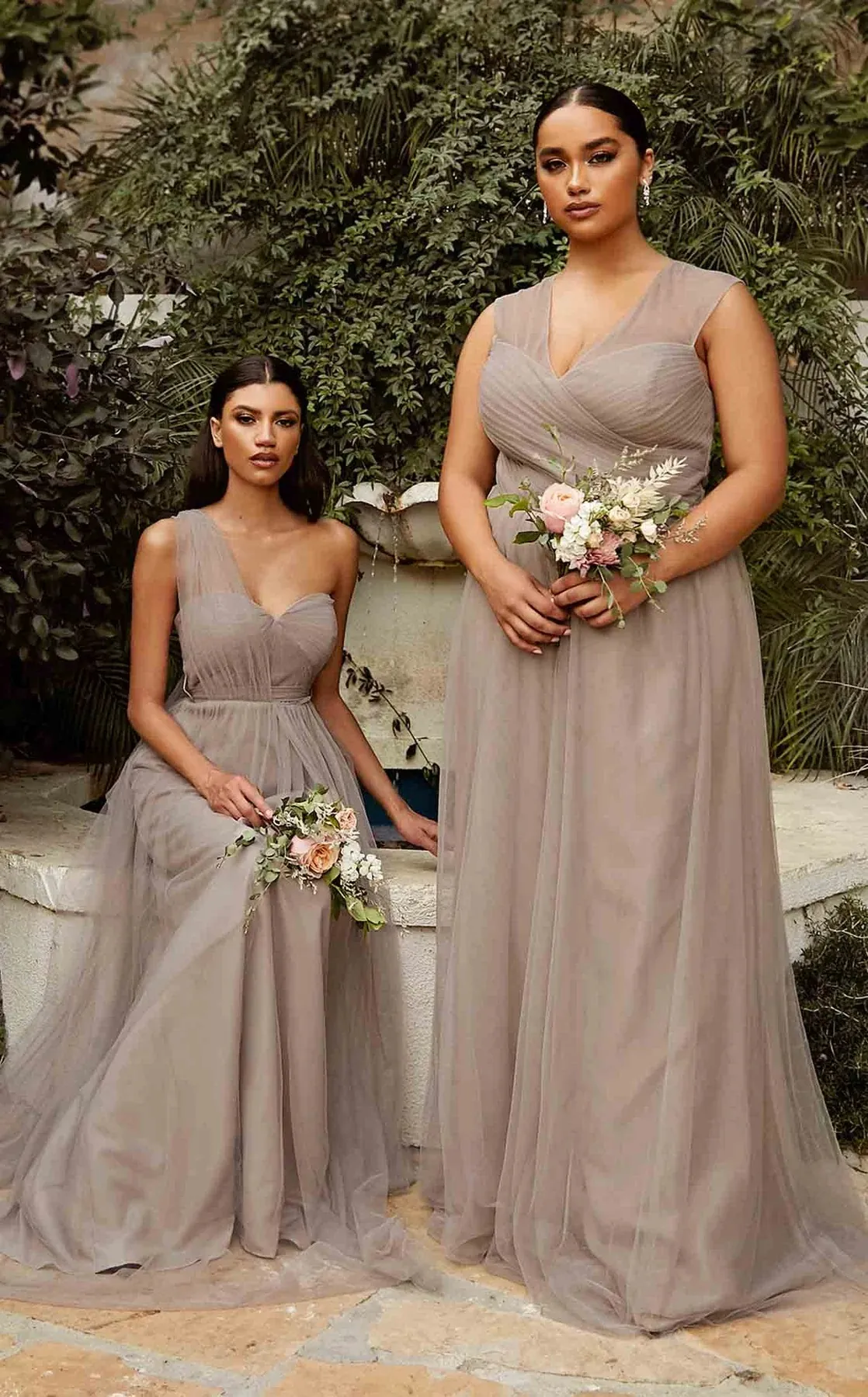 Vestido de Gala en tela de Tull color Mauve con drapeado y falda corte A