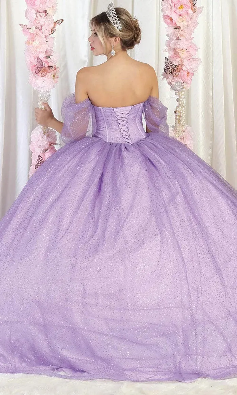 Vestido de 15 años Off Shoulder drapeado en top en tela de glitter y falda corte princesa
