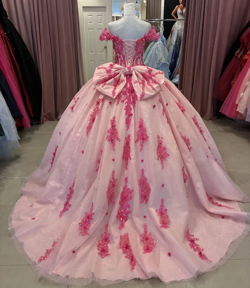 Vestido de 15 años Off Shoulder estilo corset de la linea Imperium